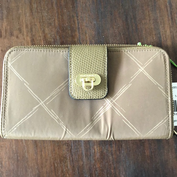 Vera Bradley Handbags - Vera Bradley Preppy Poly Wallet